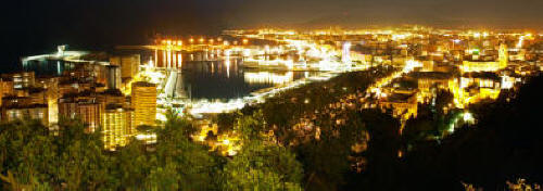 Foto nocturna de Puerto de Mlaga - 9